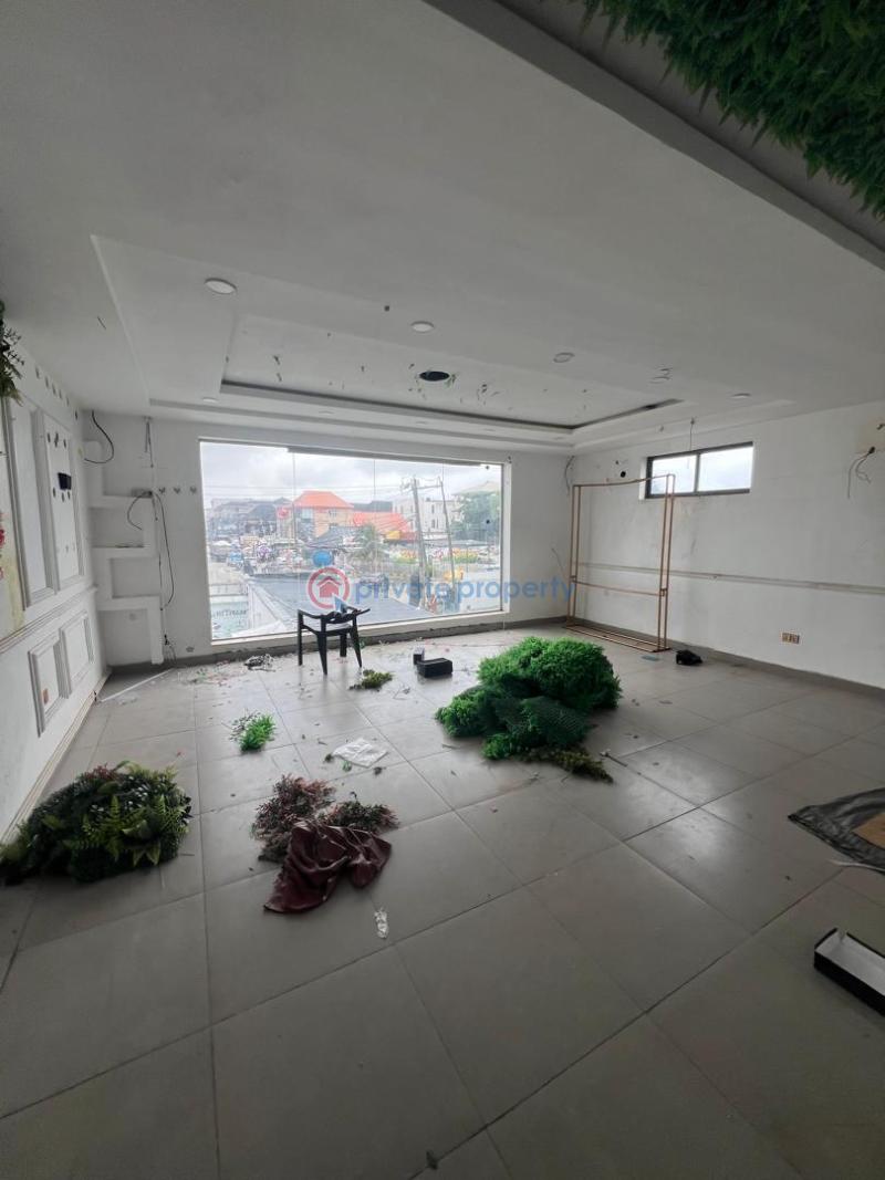 Shop For Rent Orchid Road, Lekki Lafiaji Lekki Lagos - 5