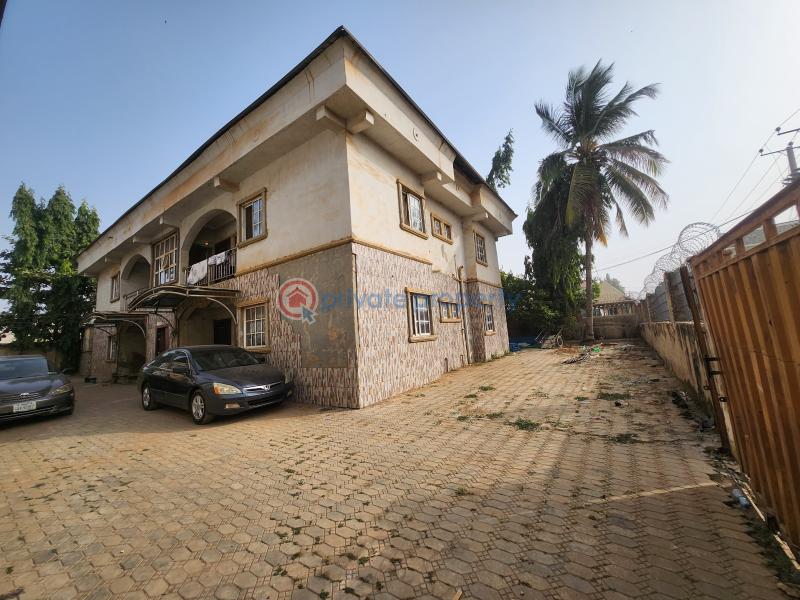 Hotel For Sale Nyaya Mararaba Road Mararaba Abuja Phase 4  - 4