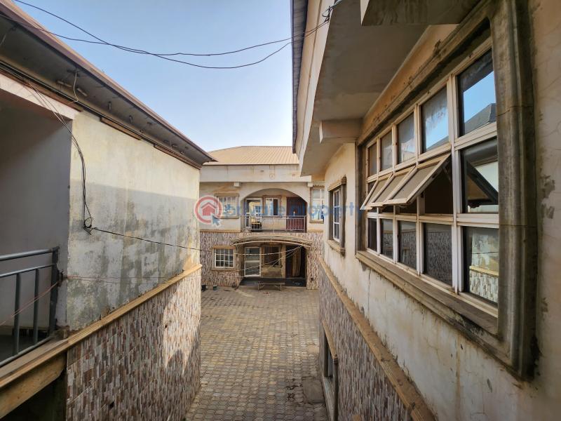 Hotel For Sale Nyaya Mararaba Road Mararaba Abuja Phase 4  - 1