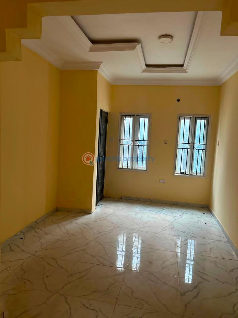 3 bedroom Block Of Flats For Rent Bola Idi Ahun Elebu Akala Express Ibadan Oyo - 2
