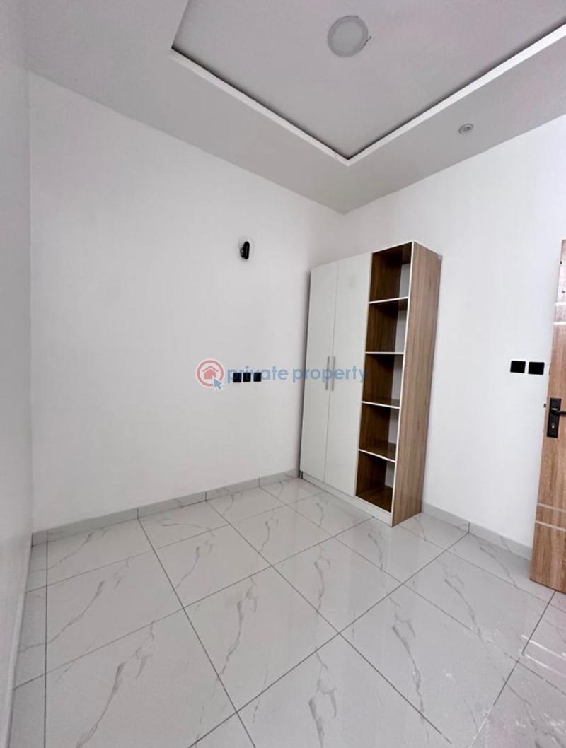 4 bedroom Terraced Duplex For Sale Chevron Lekki Lagos - 4