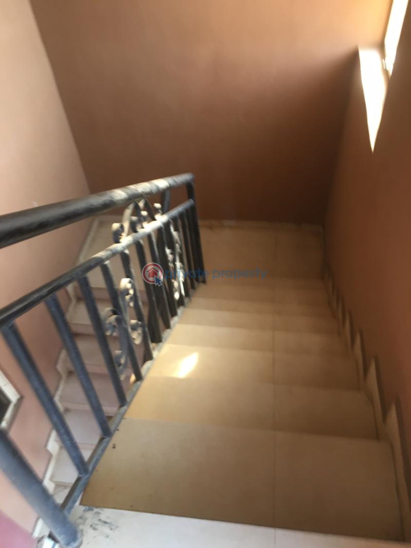 3 bedroom Block Of Flats For Sale Ogunlewe Estate Igbogbo Ikorodu Lagos - 1
