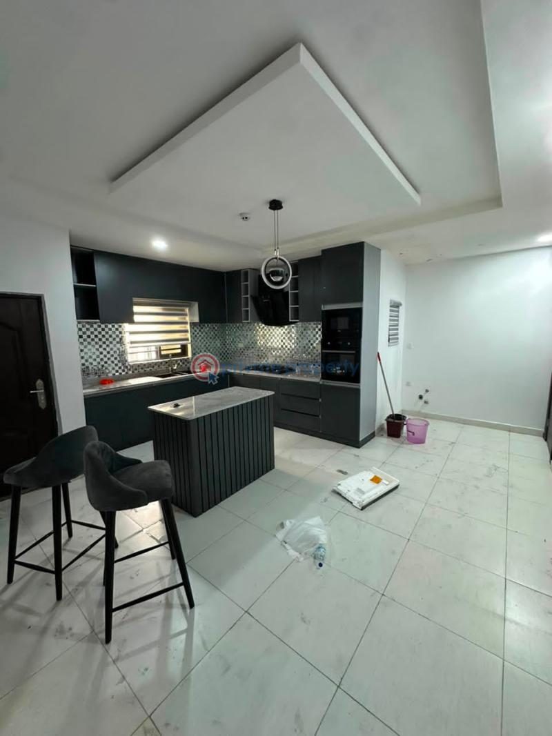 3 bedroom Block Of Flats For Rent Ologolo Lekki Lagos - 0