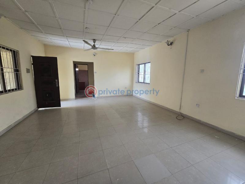 3 bedroom Block Of Flats For Rent Ajah Majek Ajah Lagos - 3