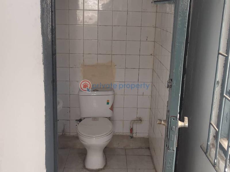 3 bedroom Block Of Flats For Rent Alagomeji Yaba Lagos - 6