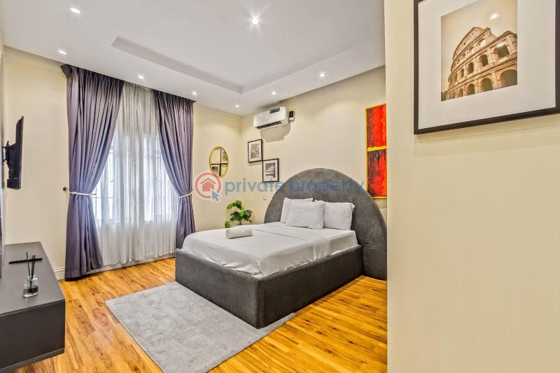 3 bedroom Block Of Flats Short let Admiralty Way Lekki Phase 1 Lagos - 1