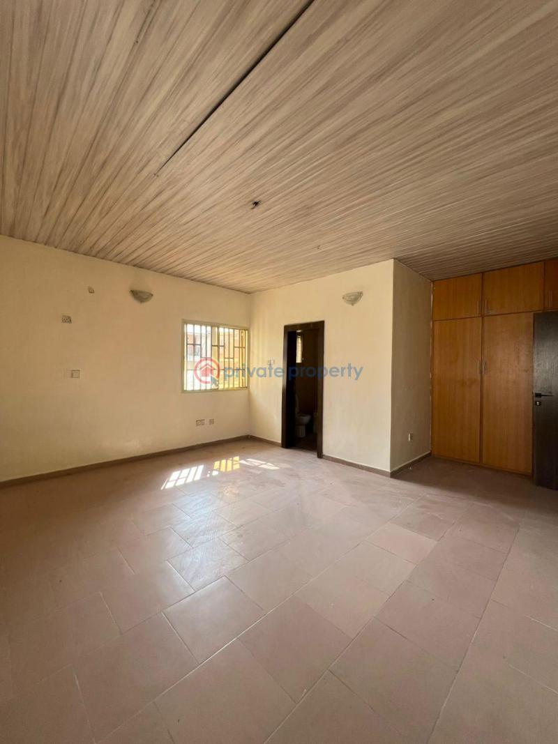 3 bedroom Block Of Flats For Rent Idado Lekki Lagos Island  - 1