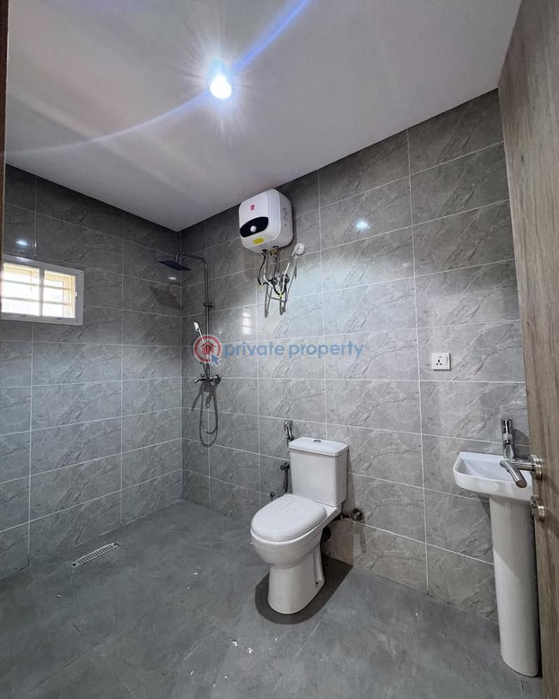 3 bedroom Flat & Apartment For Rent Jahi Abuja Phase 2  - 4