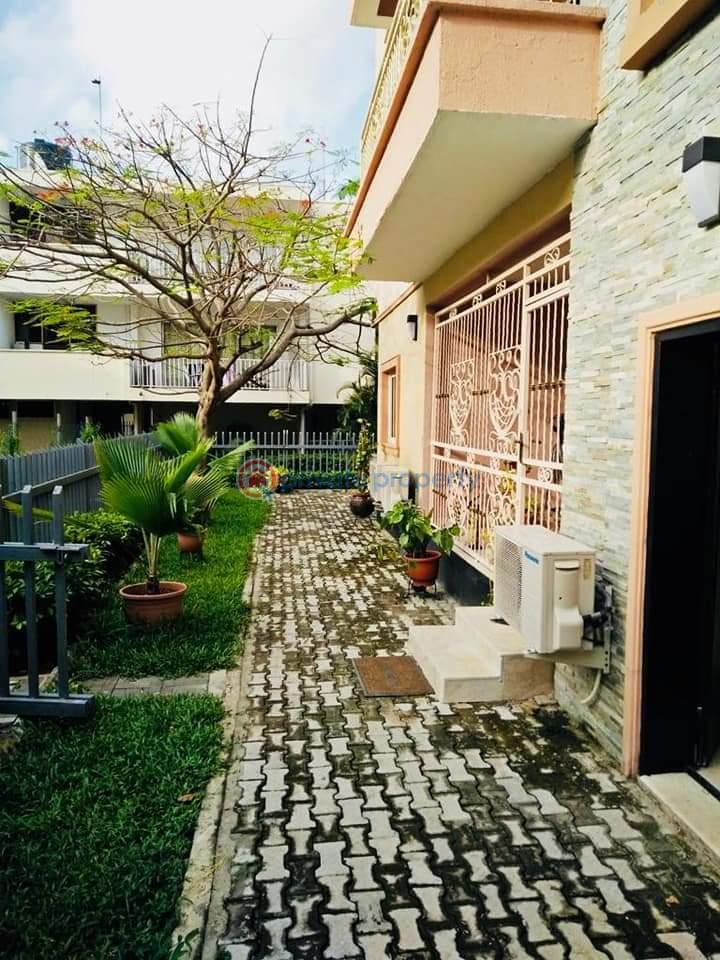 3 bedroom Block Of Flats For Rent Queens Drive Old Ikoyi Lagos - 0