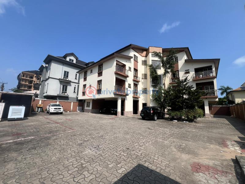 3 bedroom Block Of Flats For Rent Victoria Island Lagos - 1
