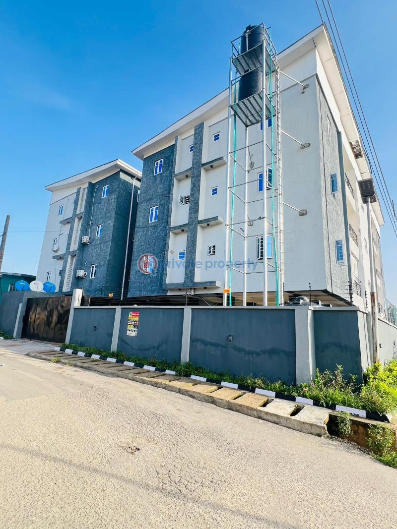 3 bedroom Block Of Flats For Sale Obanikoro Shomolu Lagos - 0