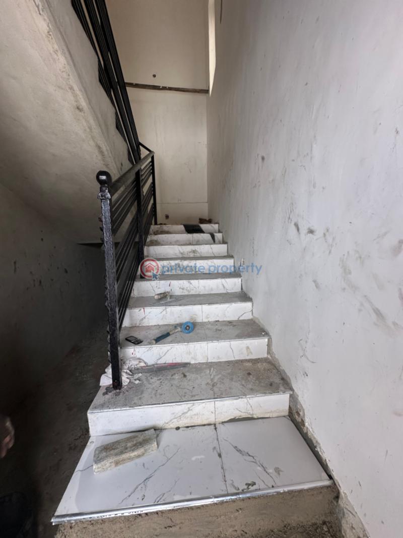 3 bedroom Shared Apartment For Sale Woji Port Harcourt Rivers - 1
