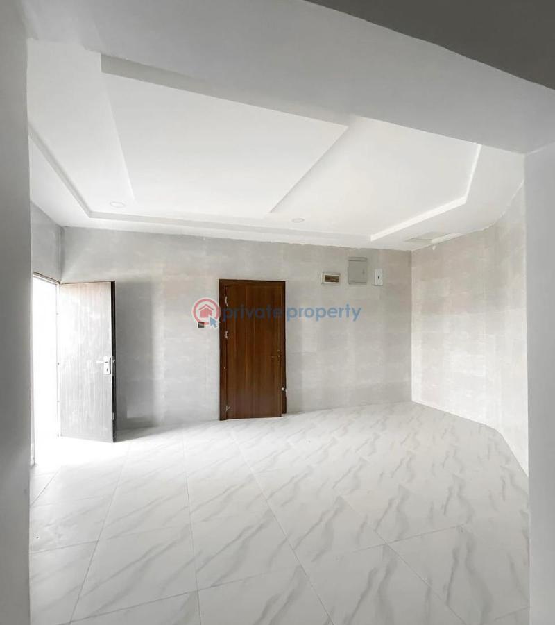 3 bedroom Block Of Flats For Sale Jahi Abuja Phase 2  - 3