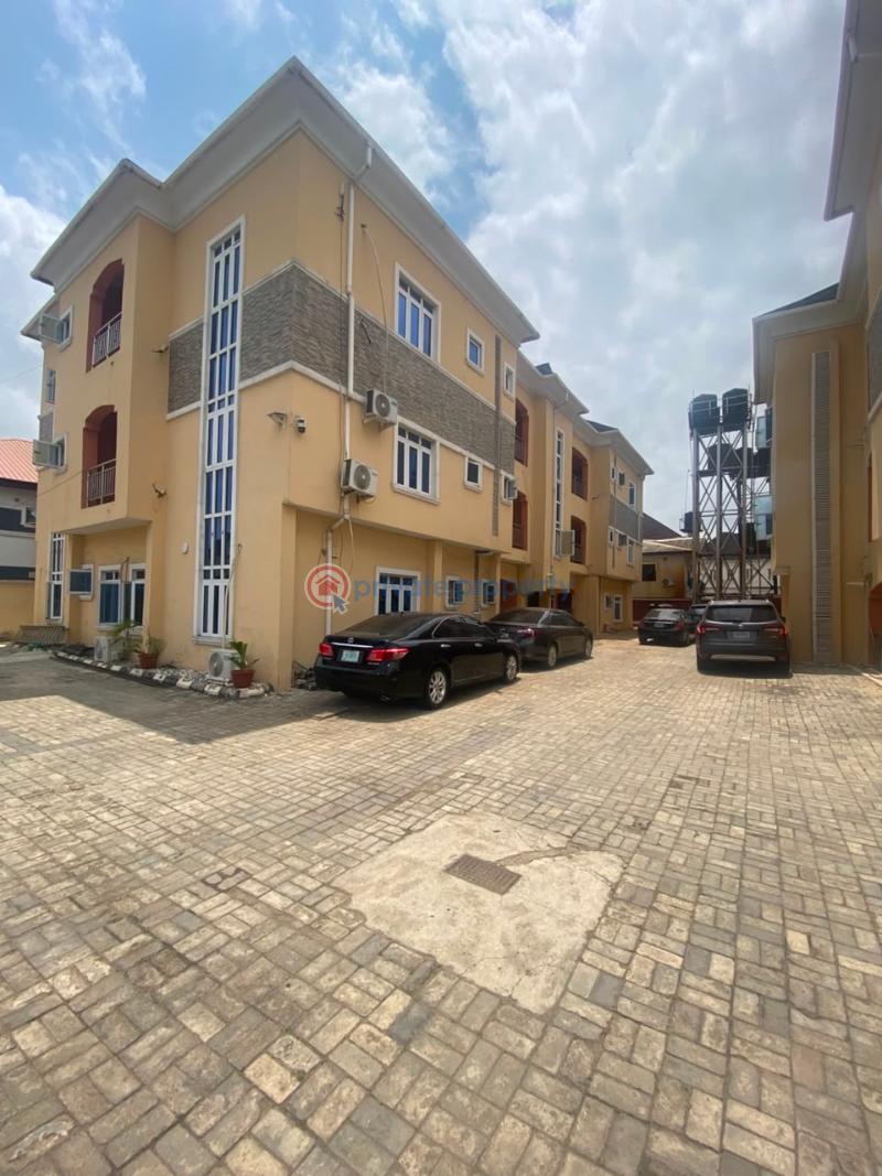3 bedroom Block Of Flats For Rent Chevron Drive Lekki Lagos - 0