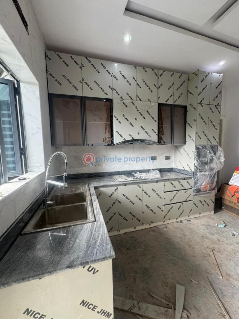 3 bedroom Block Of Flats For Sale Victoria Island Lagos - 3