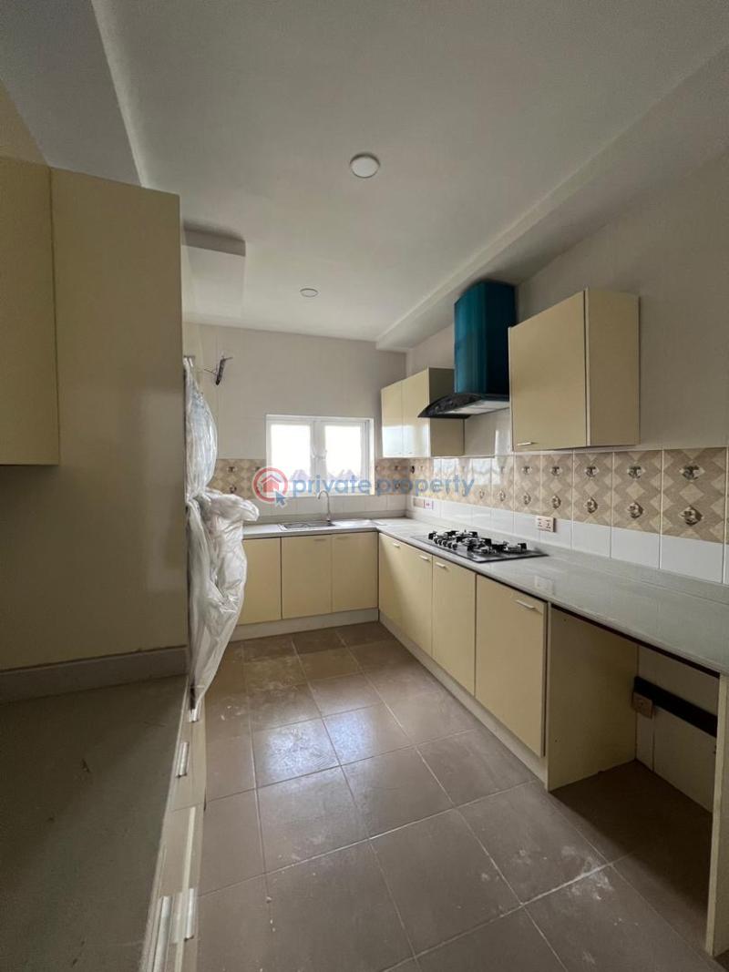 3 bedroom Block Of Flats For Rent Osapa Lekki Lagos - 4