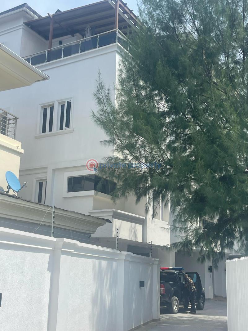 3bedroom apartment with a room service quarters in old ikoyi - 1 3 bedroom Block Of Flats For Rent Old Ikoyi Lagos - 1