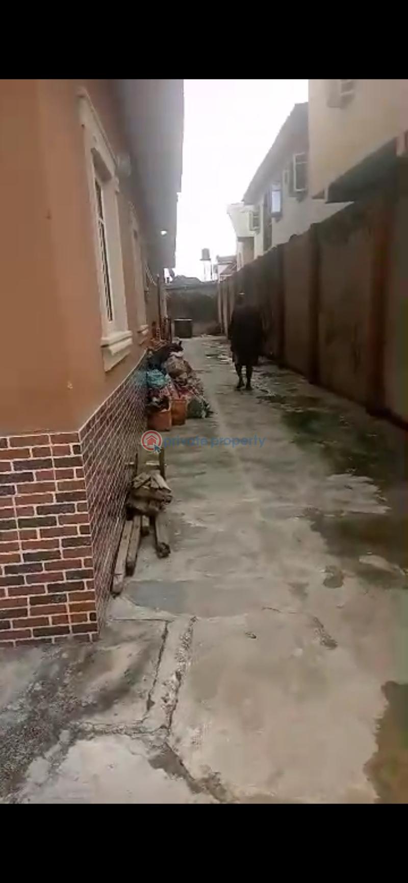 3 bedroom House For Rent Sangotedo Lagos - 3