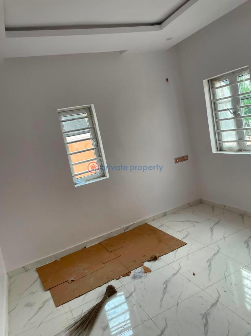 3 bedroom Bungalow For Sale Alaaka Elebu Off Akala Express Akala Express Ibadan Oyo - 5