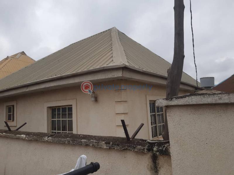 3bedroom  bungalow for sale 3 bedroom Detached Bungalow For Sale Mopol Quarters Close To Phase 4 Nyanya Abuja Phase 4