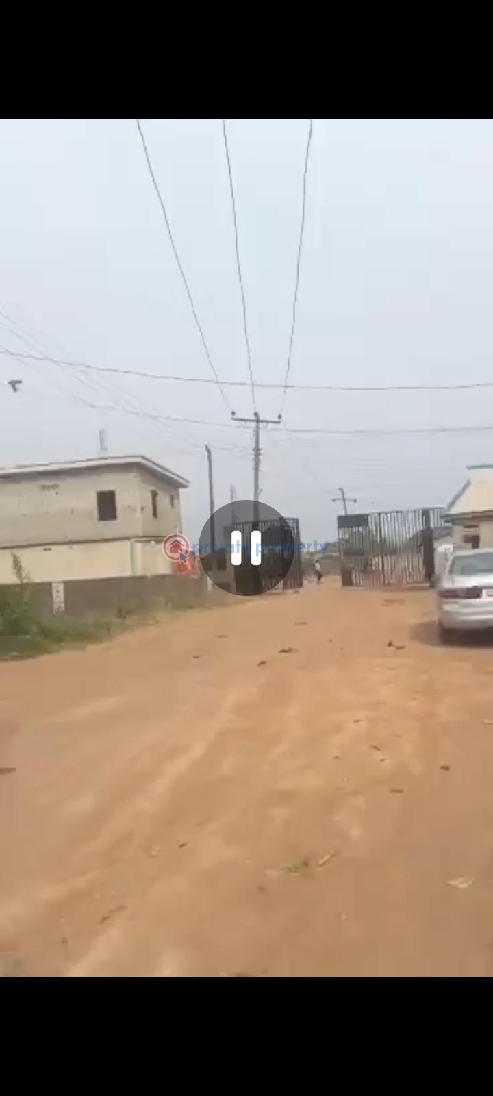 3 bedroom Bungalow For Sale Igbe Ayeni Opposite The Butlers Hotel Off Gintin Elepe Ikorodu,lagos. Ijede Ikorodu Lagos - 1