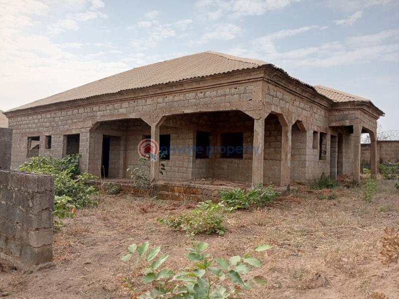 3 bedroom Bungalow For Sale Oil Spring Estate Lugbe Fha Lugbe Abuja Phase 4  - 0