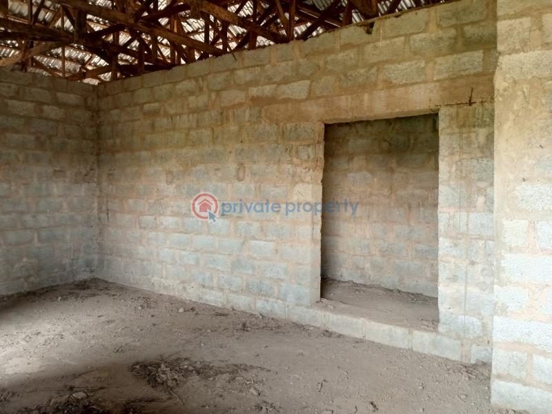 3 bedroom Bungalow For Sale Oil Spring Estate Lugbe Fha Lugbe Abuja Phase 4  - 5