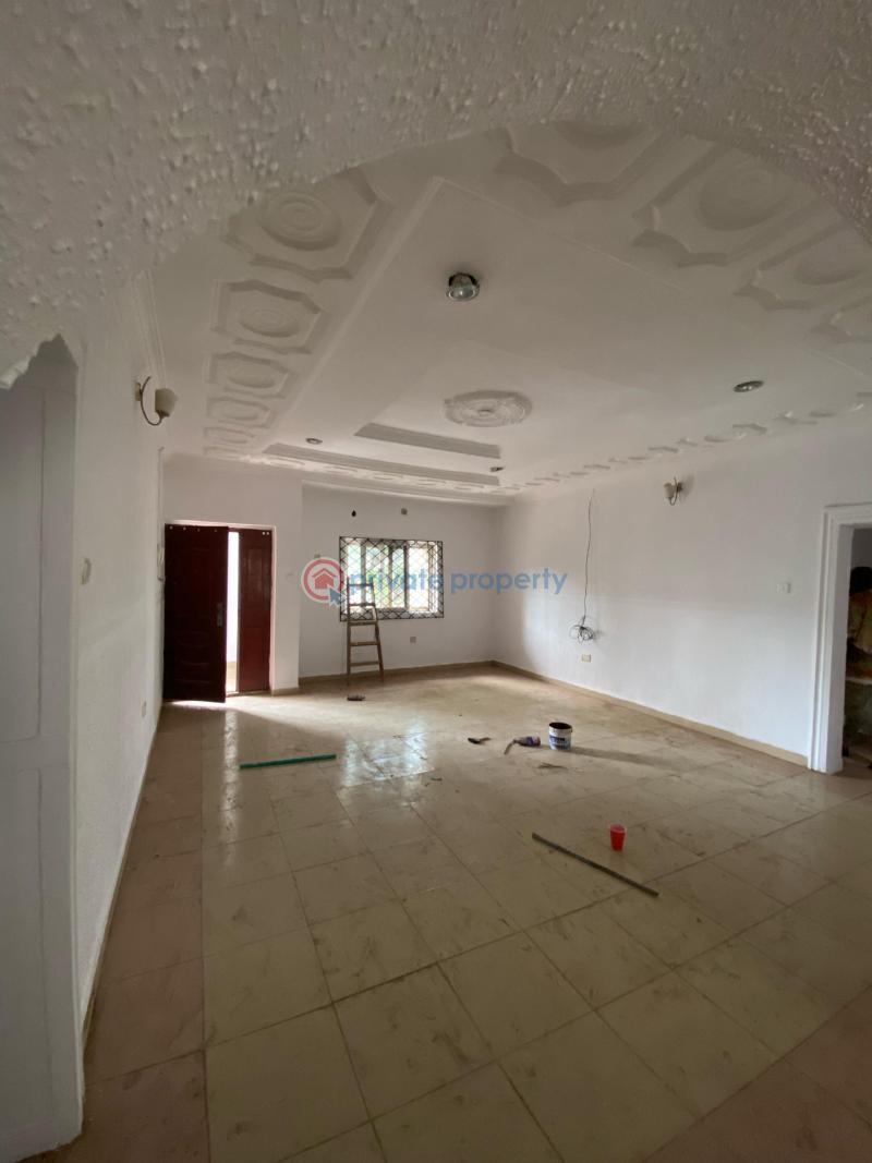 House For Rent At Kolapo Ishola Gra Ibadan Oyo - 0