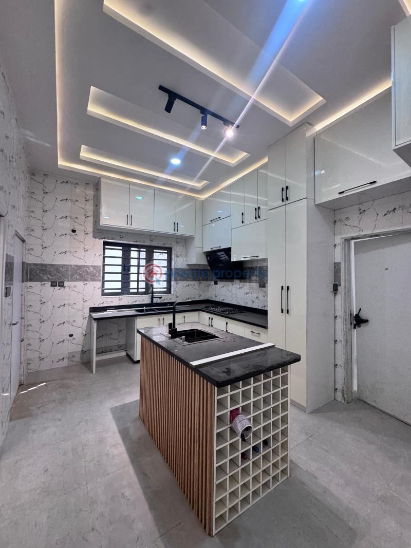 3 bedroom Detached Bungalow For Sale Lokogoma Abuja Phase 2  - 5