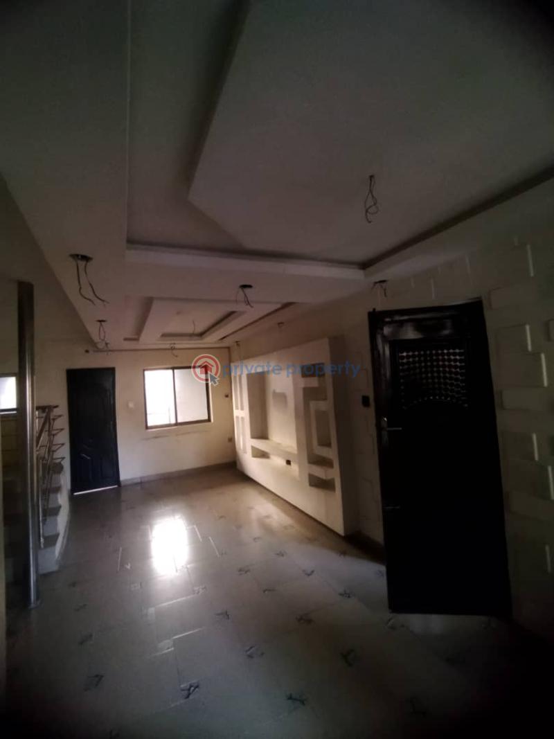 3 bedroom Duplex For Rent Magodo GRA Phase 2 Kosofe/Ikosi Lagos - 4
