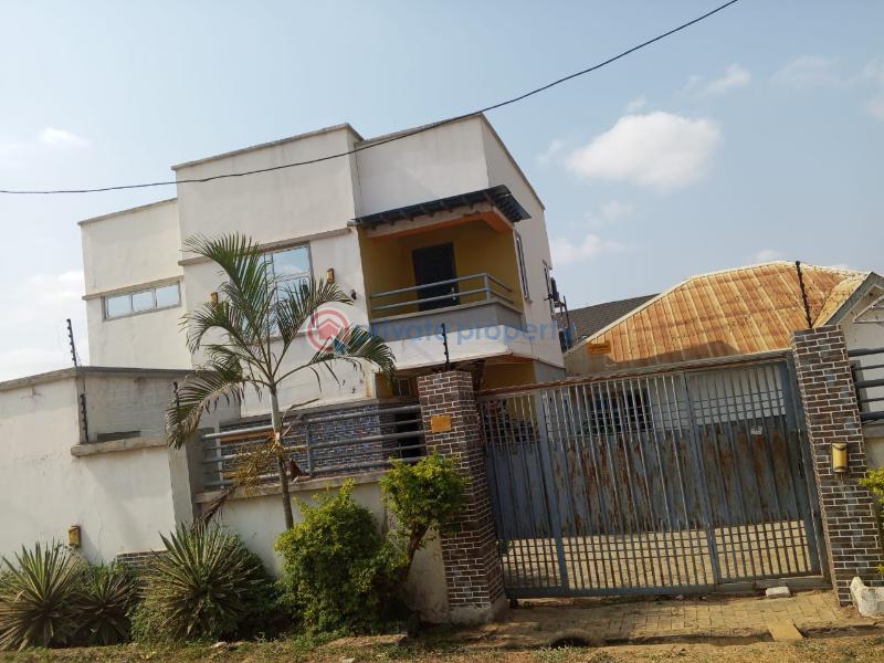 3 bedroom Detached Duplex For Sale Very Close To Item 7 Vanguard Ologueru Eleyele Ibadan Oyo - 2