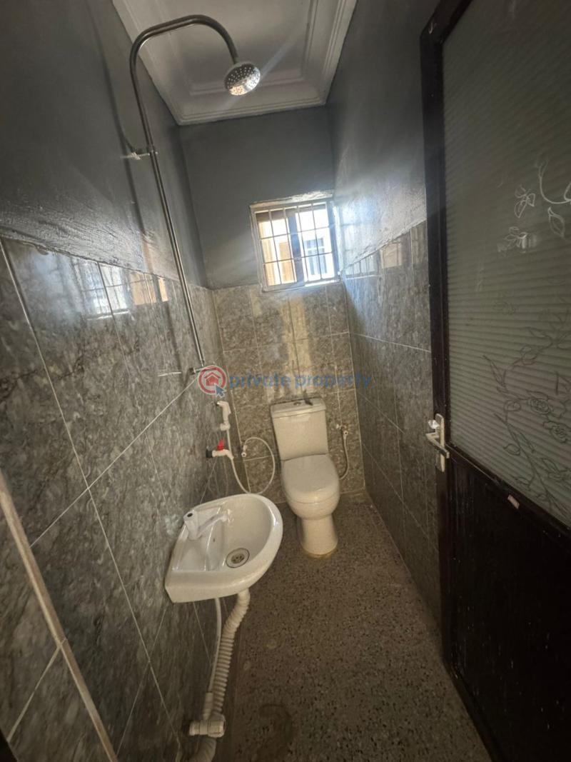 3 bedroom Duplex For Rent 14th Avenue 7up Road Oluyole Estate Ibadan Oyo - 2