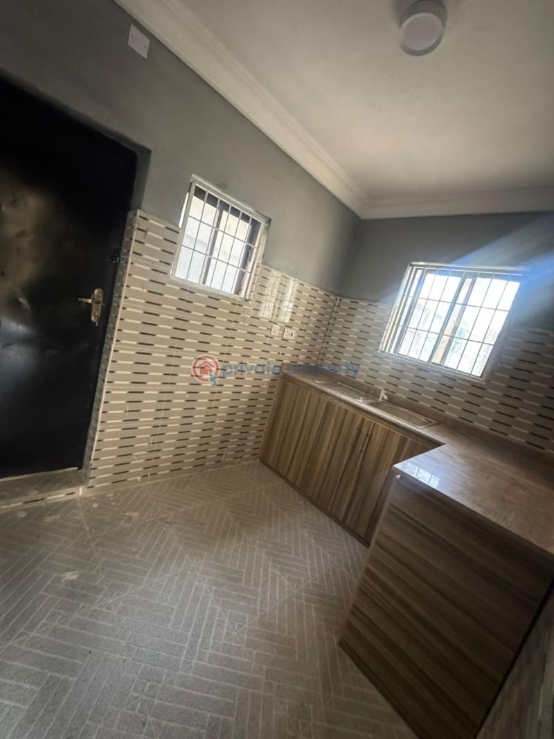 3 bedroom Duplex For Rent 14th Avenue 7up Road Oluyole Estate Ibadan Oyo - 5
