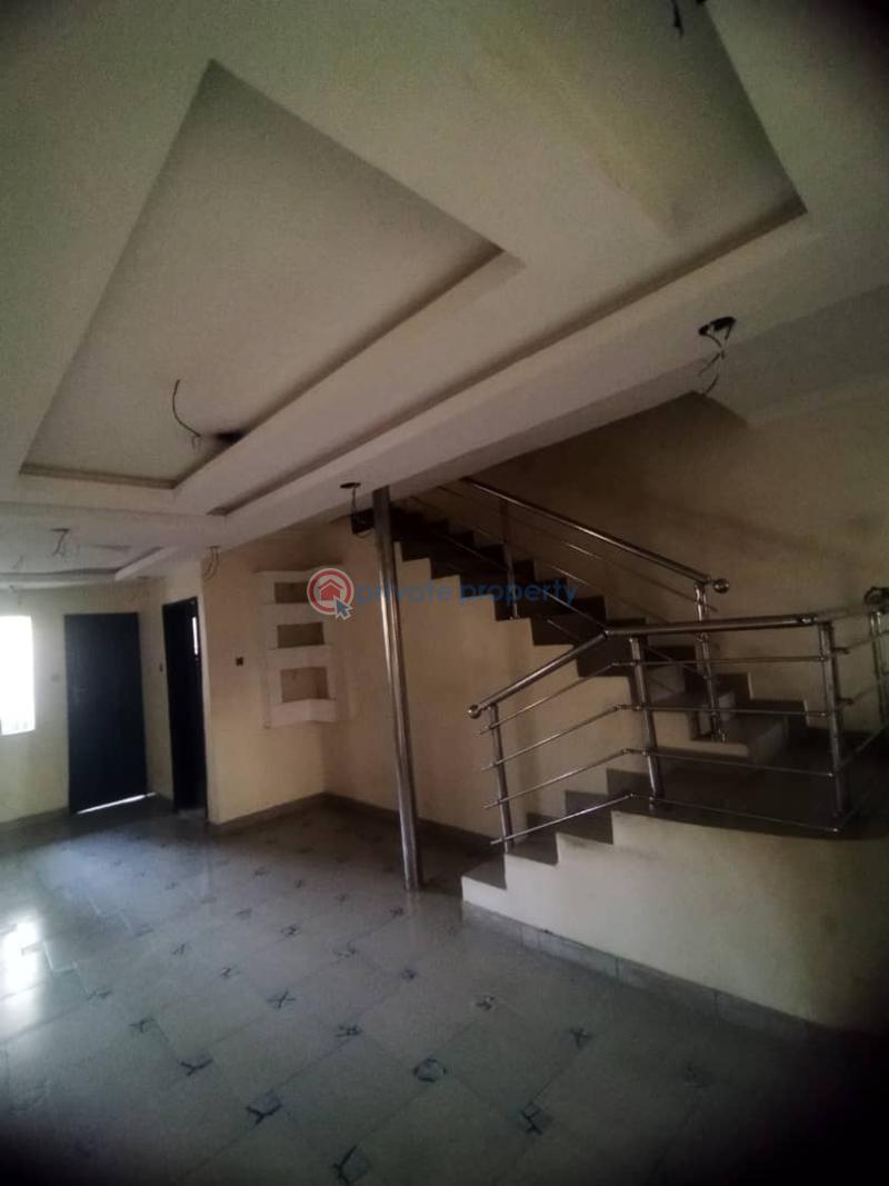 3 bedroom Duplex For Rent Magodo GRA Phase 2 Kosofe/Ikosi Lagos - 1
