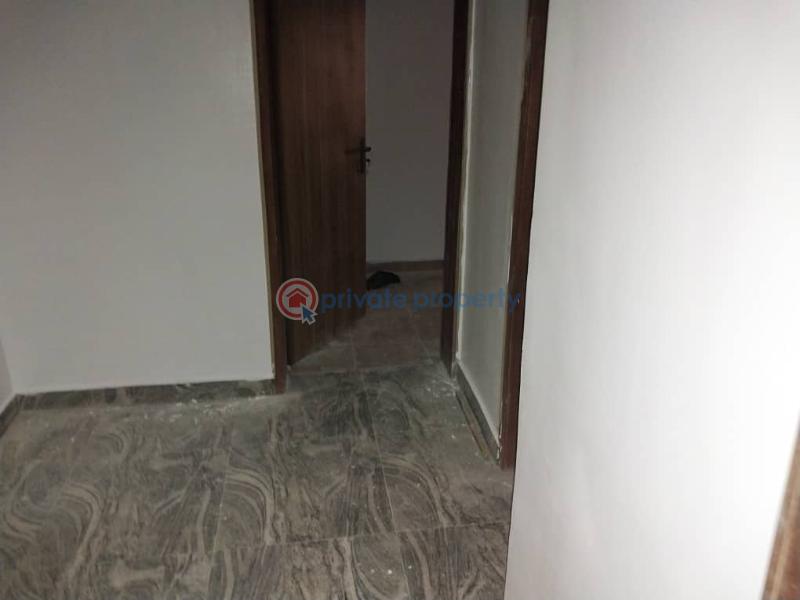 3 bedroom Block Of Flats For Sale Easterport Soluyi Gbagada Lagos - 1