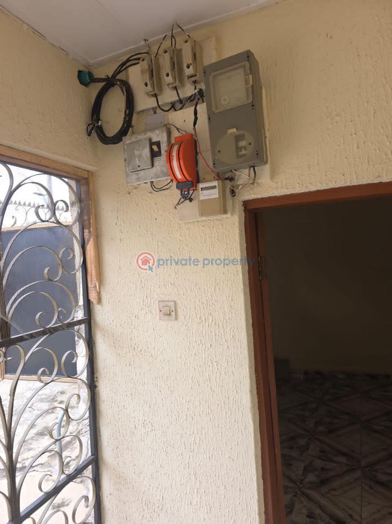 Flat & Apartment For Rent At Zionist Estate Along Akala Express Oluyole Extension Ibadan Oyo - 6
