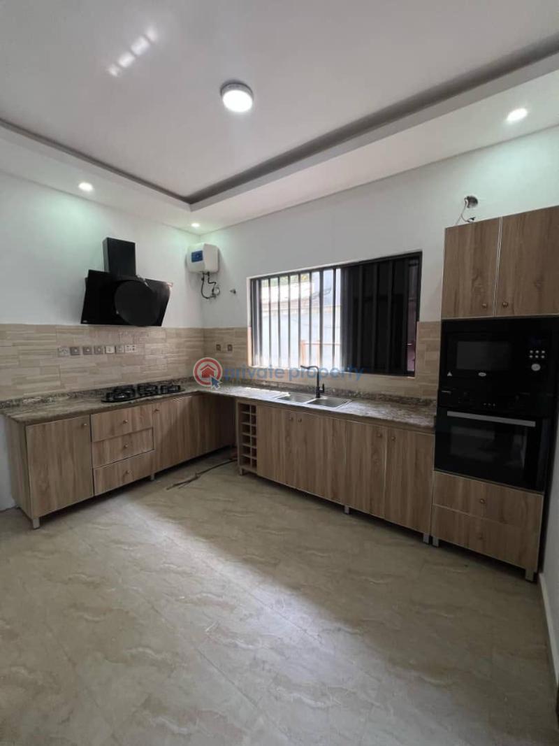 3 bedroom Flat & Apartment For Rent Along Lekki Expressway Lagos - 2