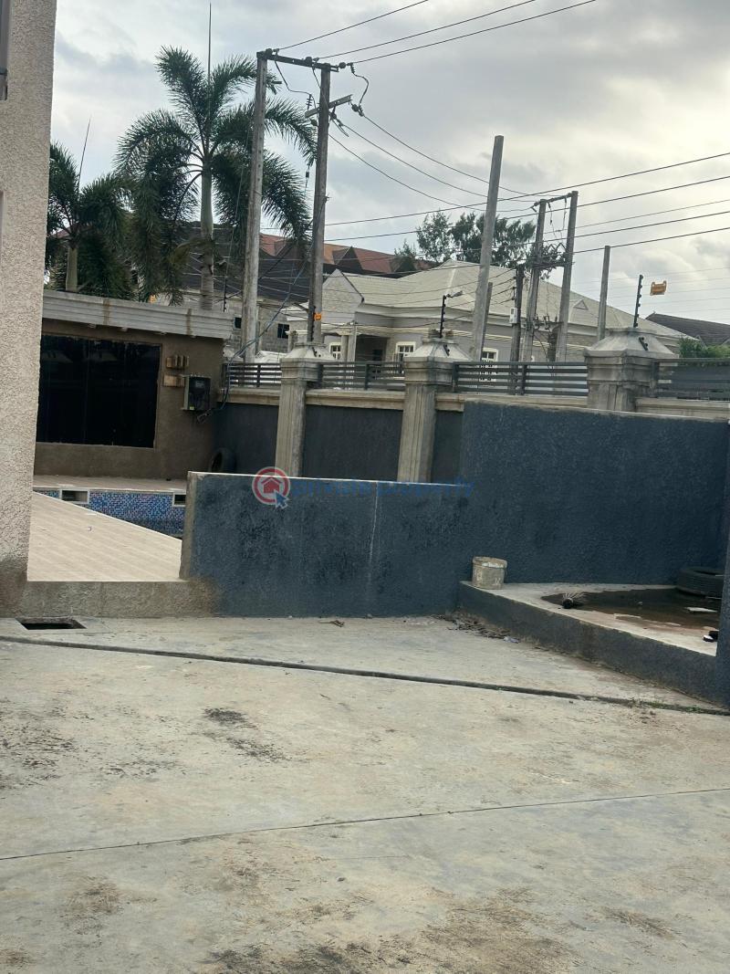 3 bedroom Block Of Flats For Sale Street Ikeja GRA Lagos - 9