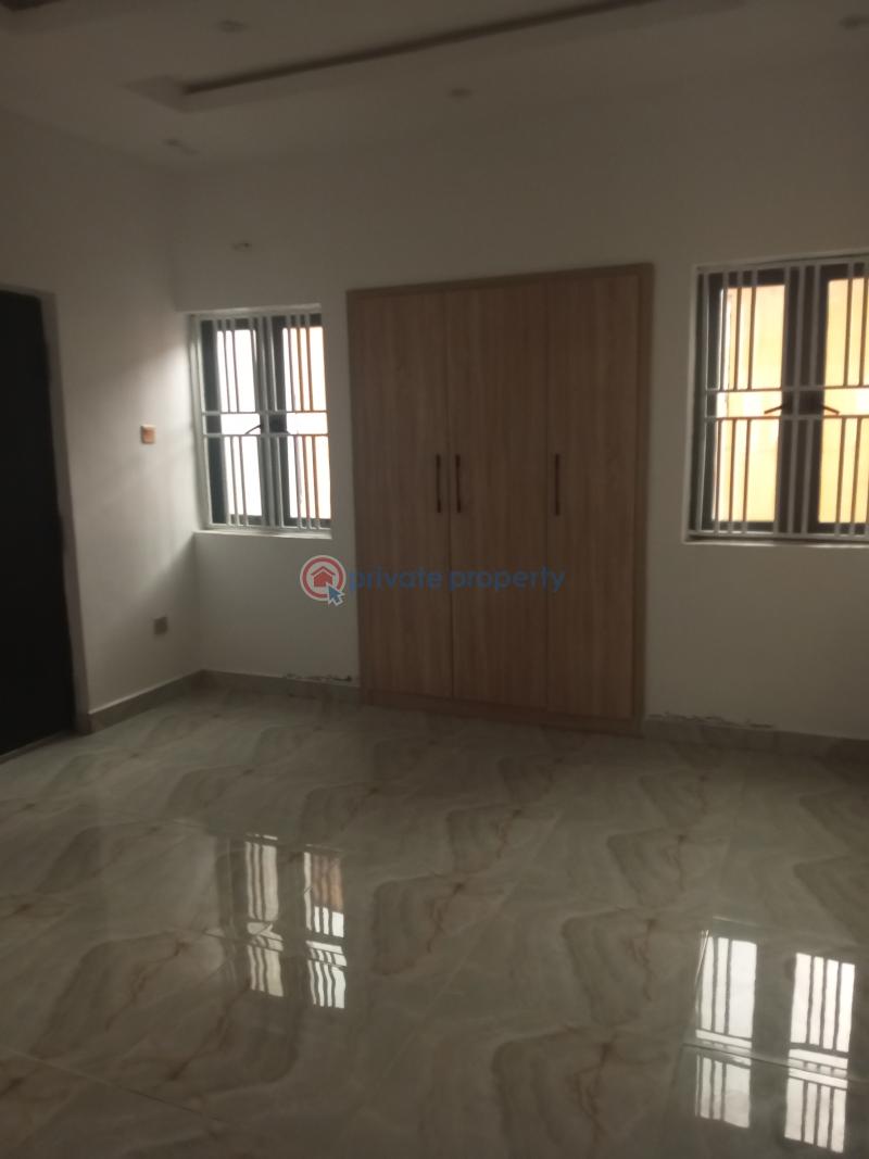 3 bedroom Block Of Flats For Sale Street Ifako-ogba Lagos - 3