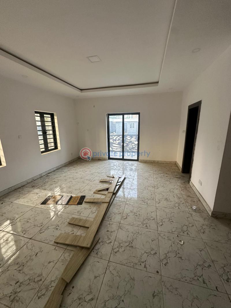 3 bedroom Block Of Flats For Sale Street Ikeja GRA Lagos - 2