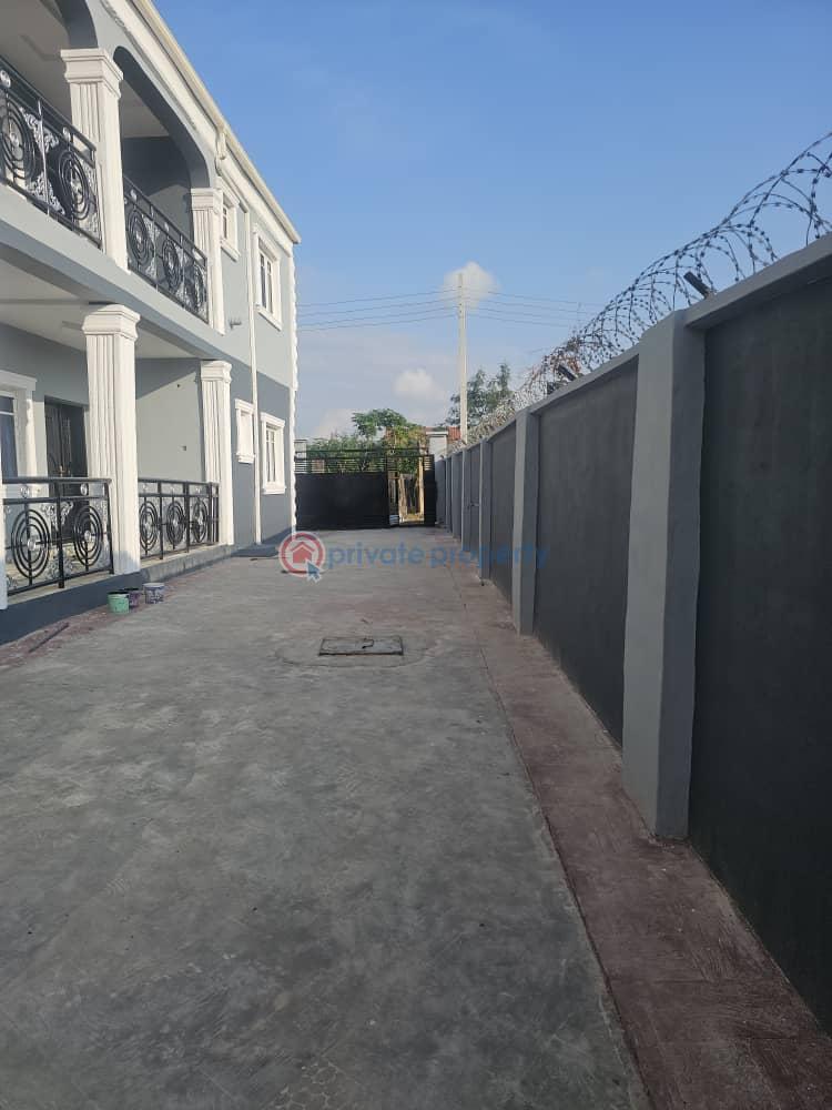 3 bedroom Block Of Flats For Rent Premier Estate Akuru, Elebu Akala Express Ibadan Oyo - 4