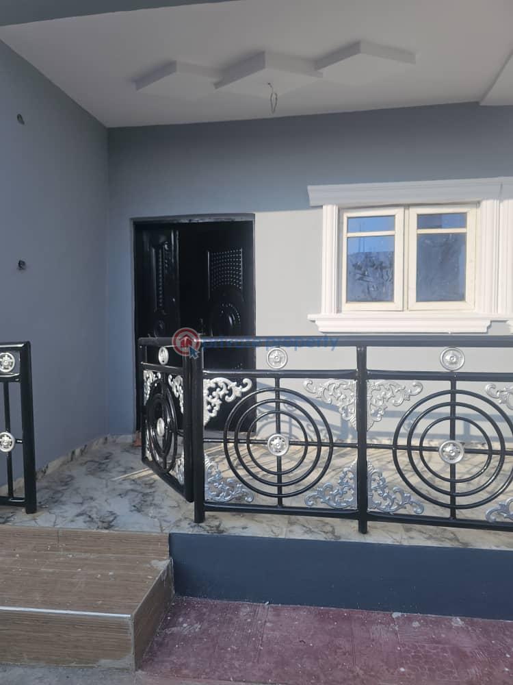 3 bedroom Block Of Flats For Rent Premier Estate Akuru, Elebu Akala Express Ibadan Oyo - 3