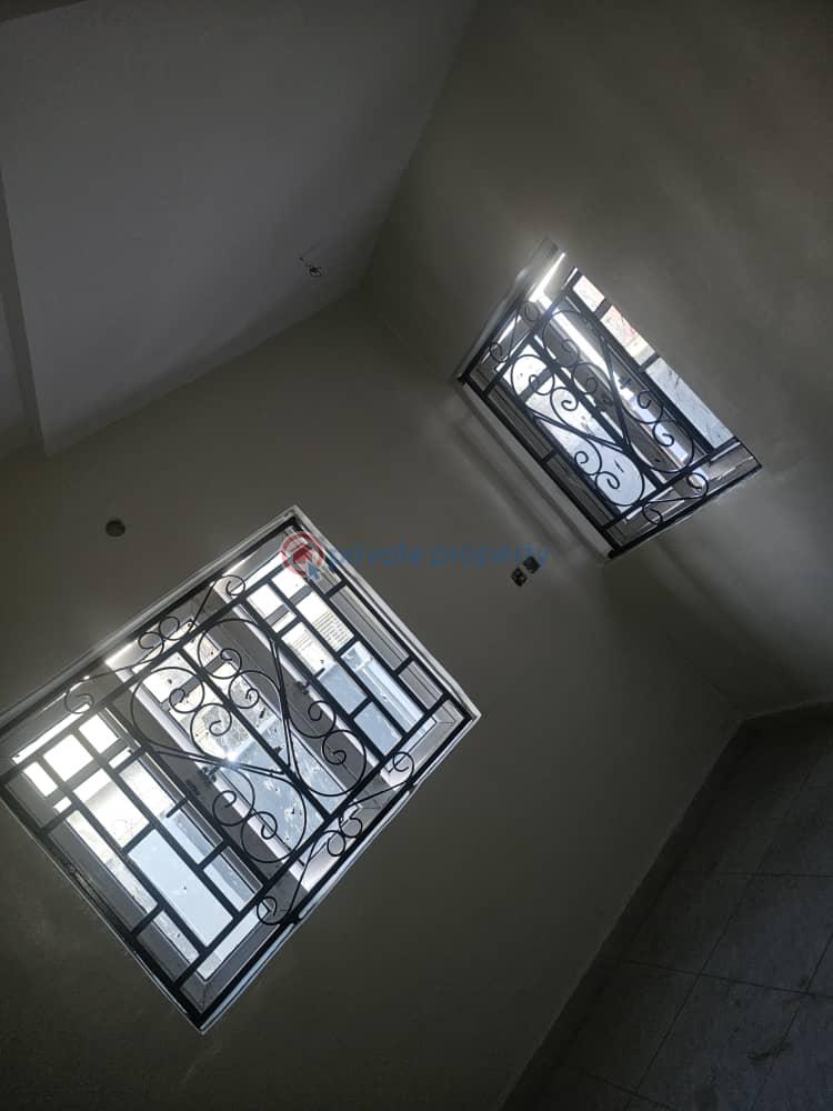 3 bedroom Block Of Flats For Rent Premier Estate Akuru, Elebu Akala Express Ibadan Oyo - 13