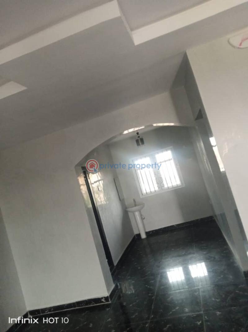 3 bedroom Block Of Flats For Rent Alalade Estate Liberty Academy Akala Express Ibadan Oyo - 5