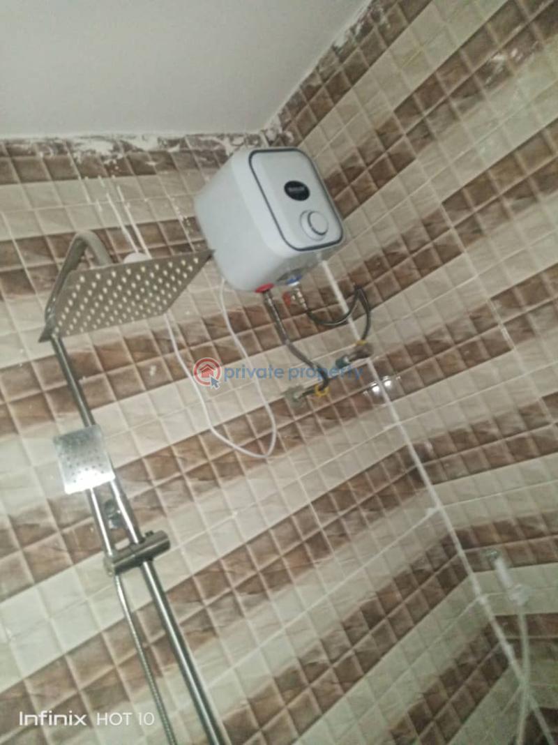 3 bedroom Block Of Flats For Rent Alalade Estate Liberty Academy Akala Express Ibadan Oyo - 2