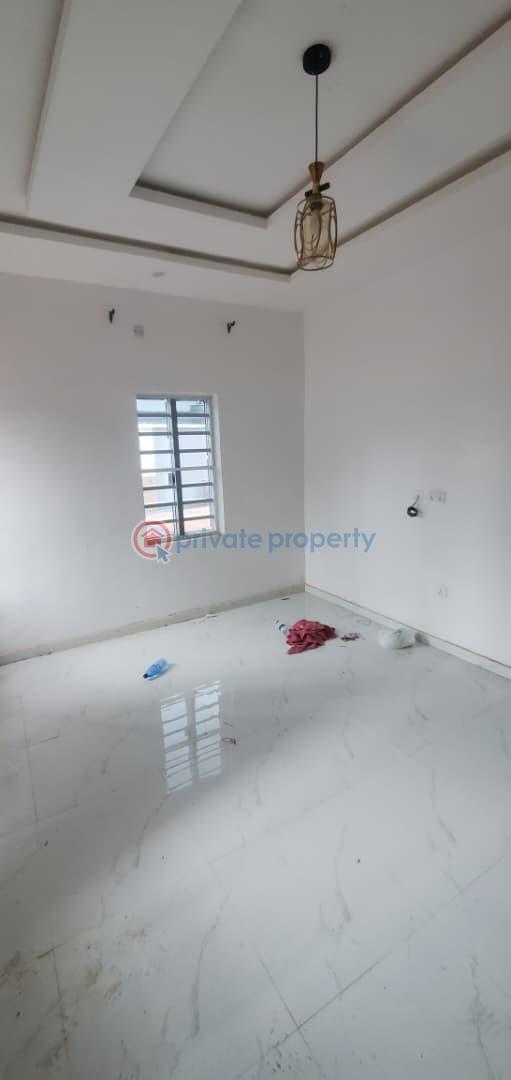 3 bedroom Block Of Flats For Rent Ayilara Estate Sharp Corner Oluyole Estate Ibadan Oyo - 0