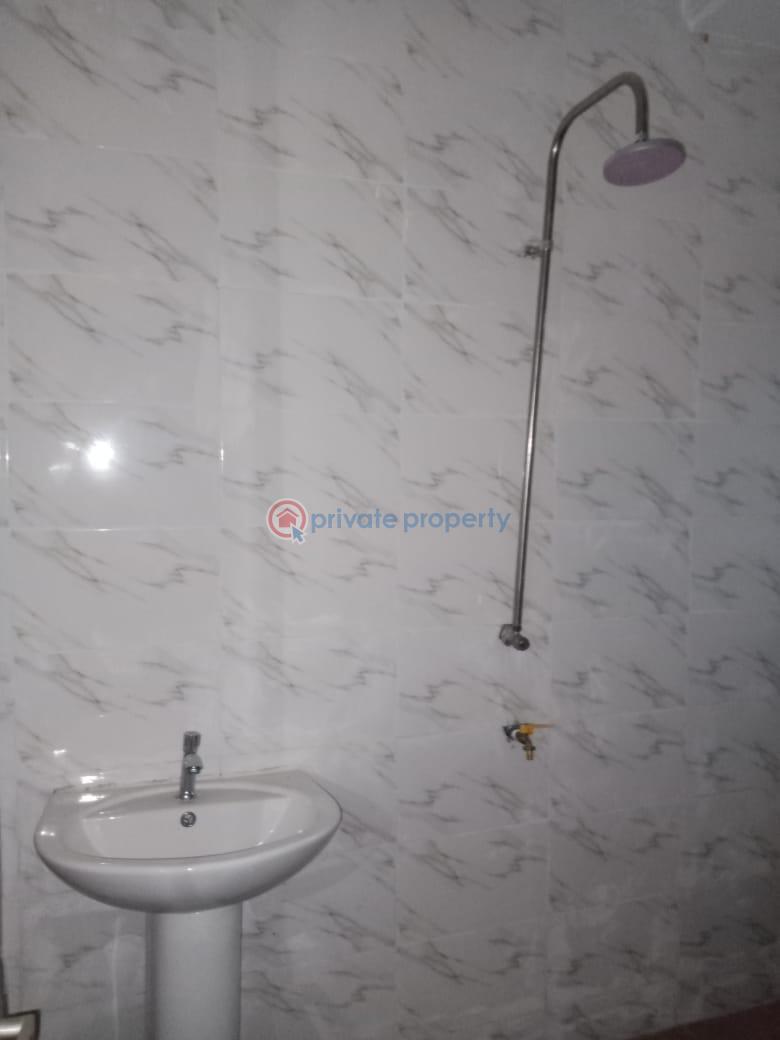 3 bedroom Block Of Flats For Rent Monganna Elebu, Off Akala Express Akala Express Ibadan Oyo - 0