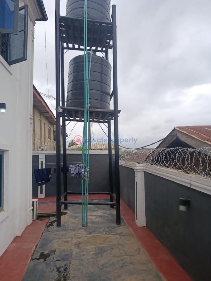3 bedroom Block Of Flats For Rent Johnson Awe Sharp Corner Akala Express Ibadan Oyo - 2