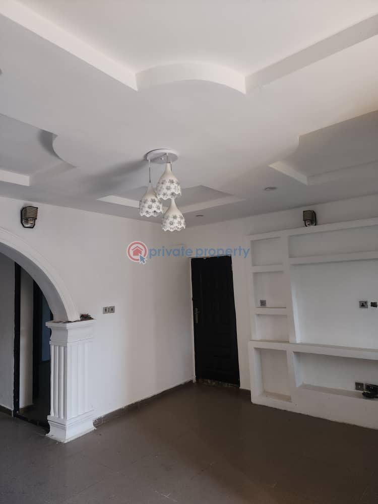 3 bedroom Block Of Flats For Rent Ologede Estate Behind Dove Filling Station Akala Express Ibadan Oyo - 0