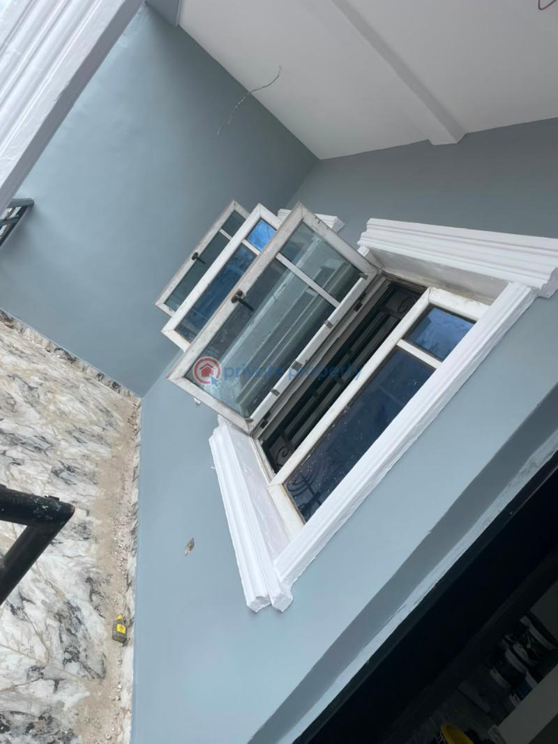 3 bedroom Block Of Flats For Rent Premier Estate, Akuru Elebu Akala Express Ibadan Oyo - 4